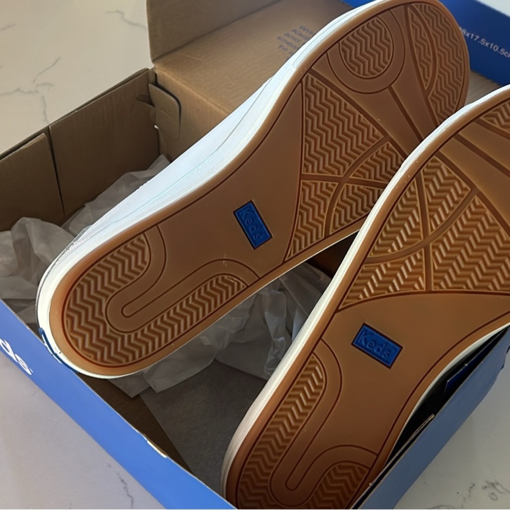 Keds Men's Classic White Sneakers - Picture 2 of 2